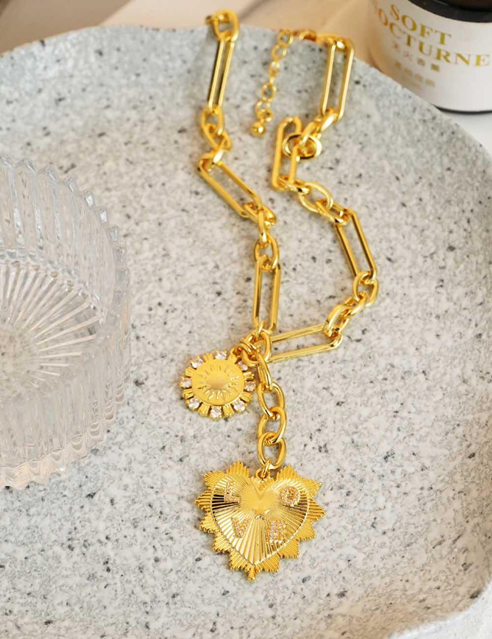 Gold Plated Sun Heart Pendant Necklace DP25E792