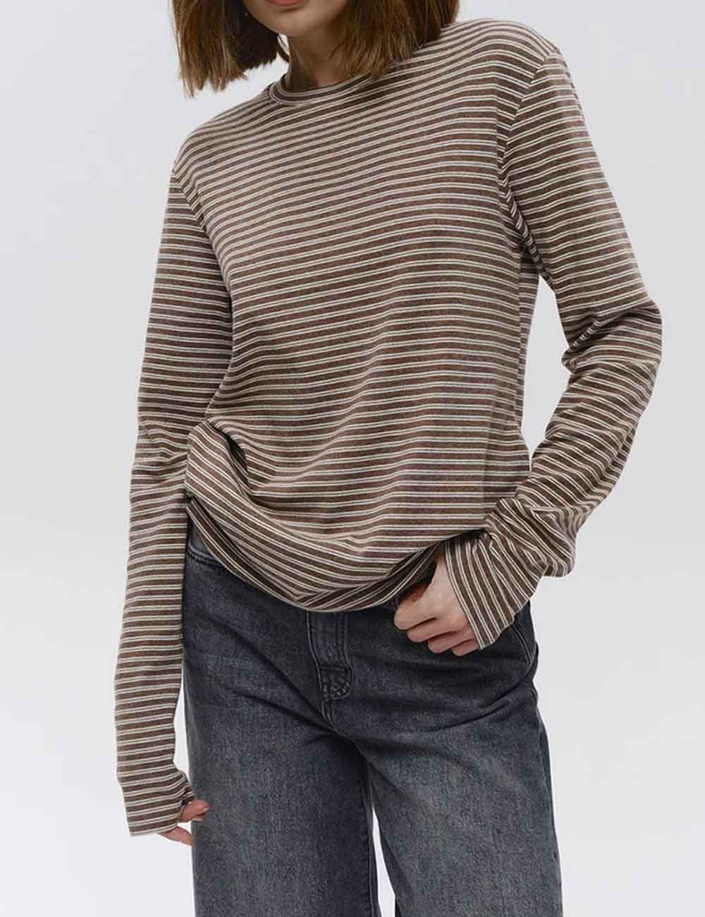 Simple Round Neck Long Sleeve T-Shirt DP25F514
