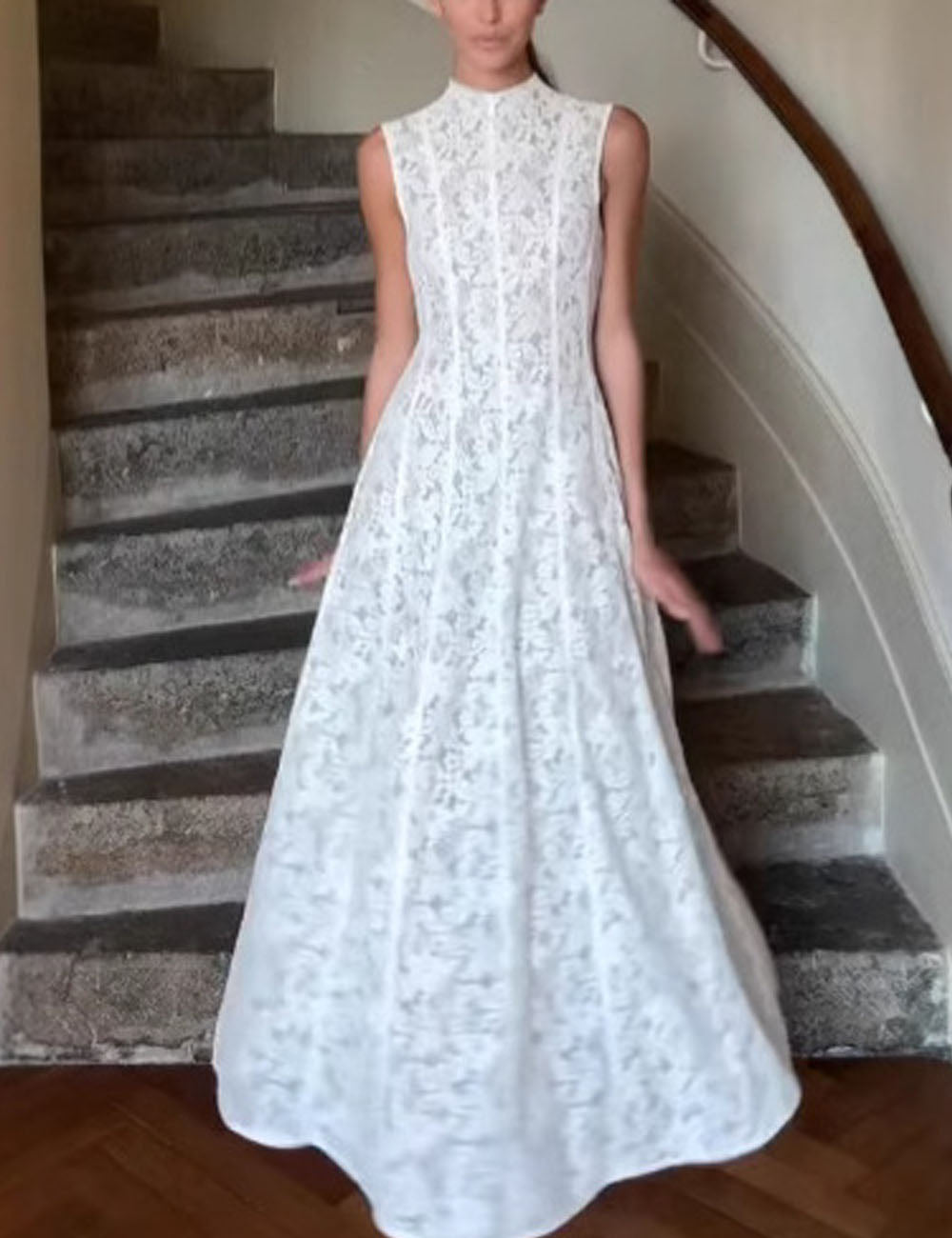 Vintage Mock Neck Sleeveless Lace Evening Dress DP25D927